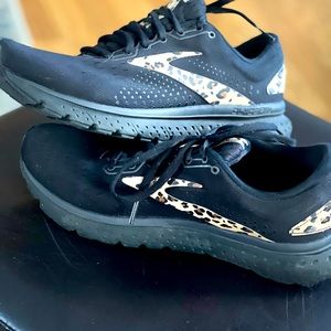 Brooks Glycerin 18